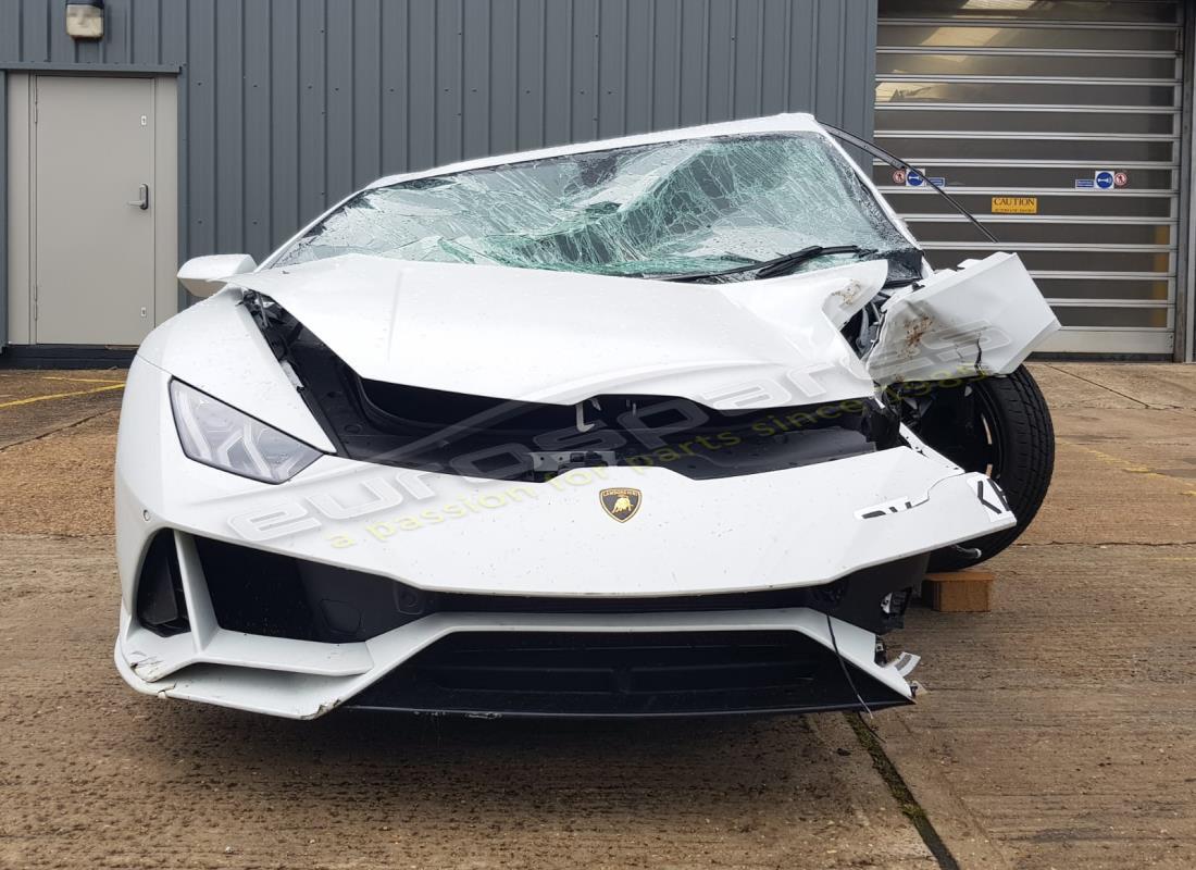 lamborghini evo coupe (2020) con 5,552 miles, in preparazione per lo smantellamento di #8