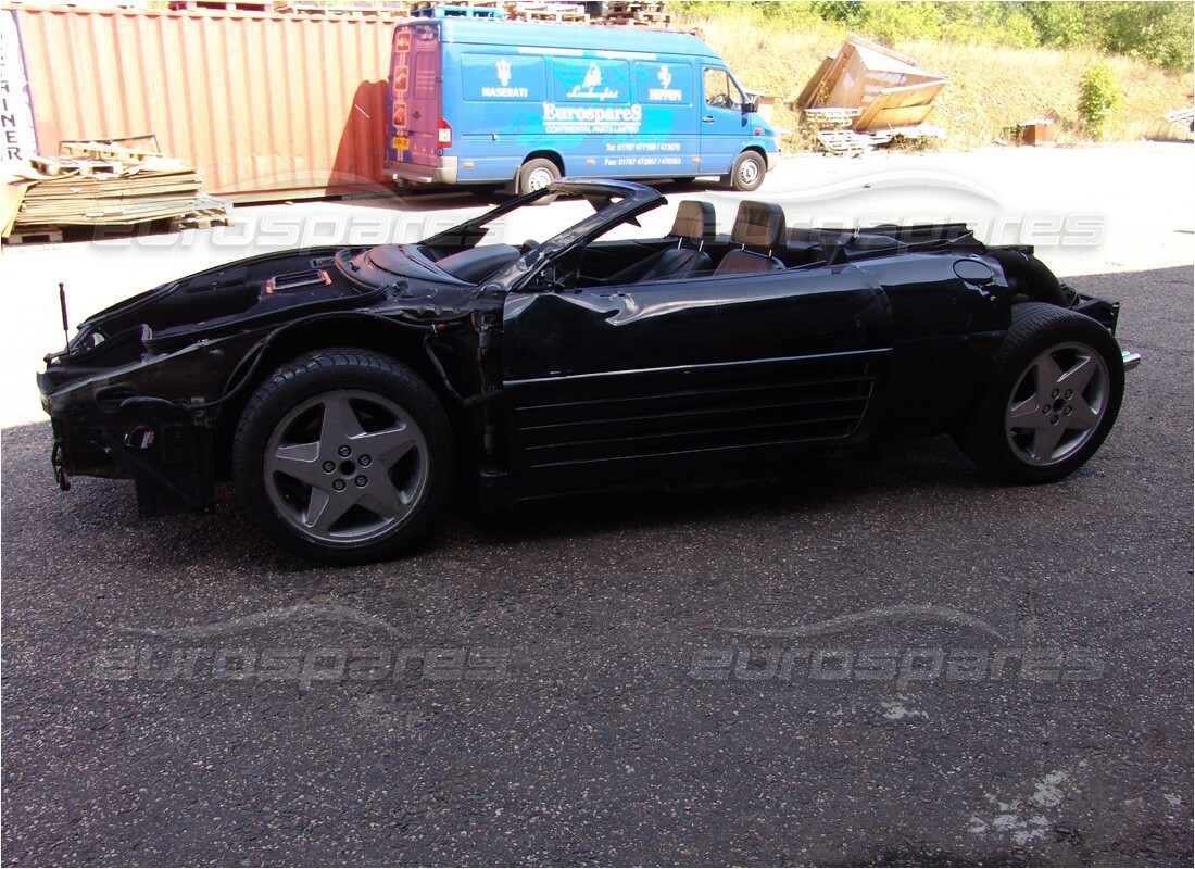 ferrari 348 (1993) tb / ts wird für den abbau bei eurospares vorbereitet