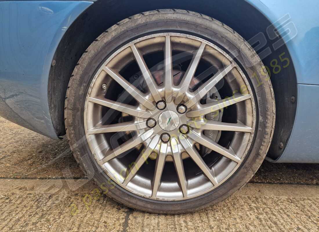 aston martin db9 (2007) con 100,275 miles, in preparazione per lo smantellamento di #20
