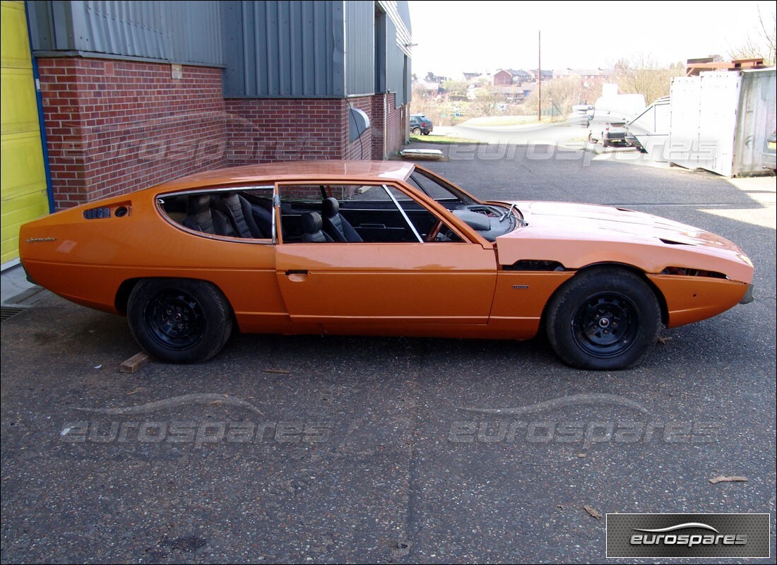 lamborghini espada con 44,000 miles, in preparazione per lo smantellamento di #9