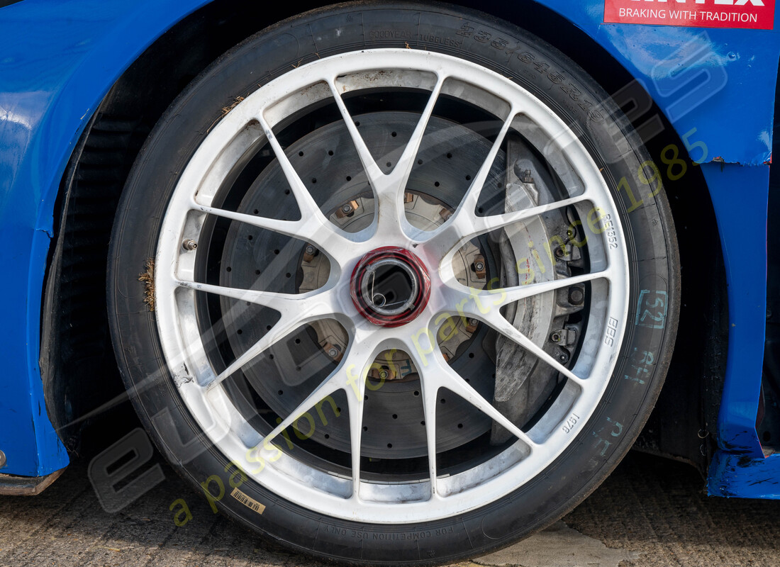 ferrari 458 challenge con 28080 kms, in preparazione per lo smantellamento di #18