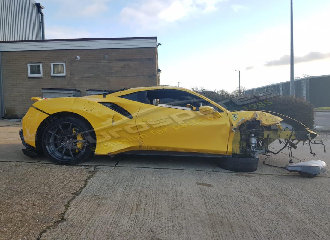 ferrari 488 pista con 482 miglia, in preparazione per lo smantellamento di #6