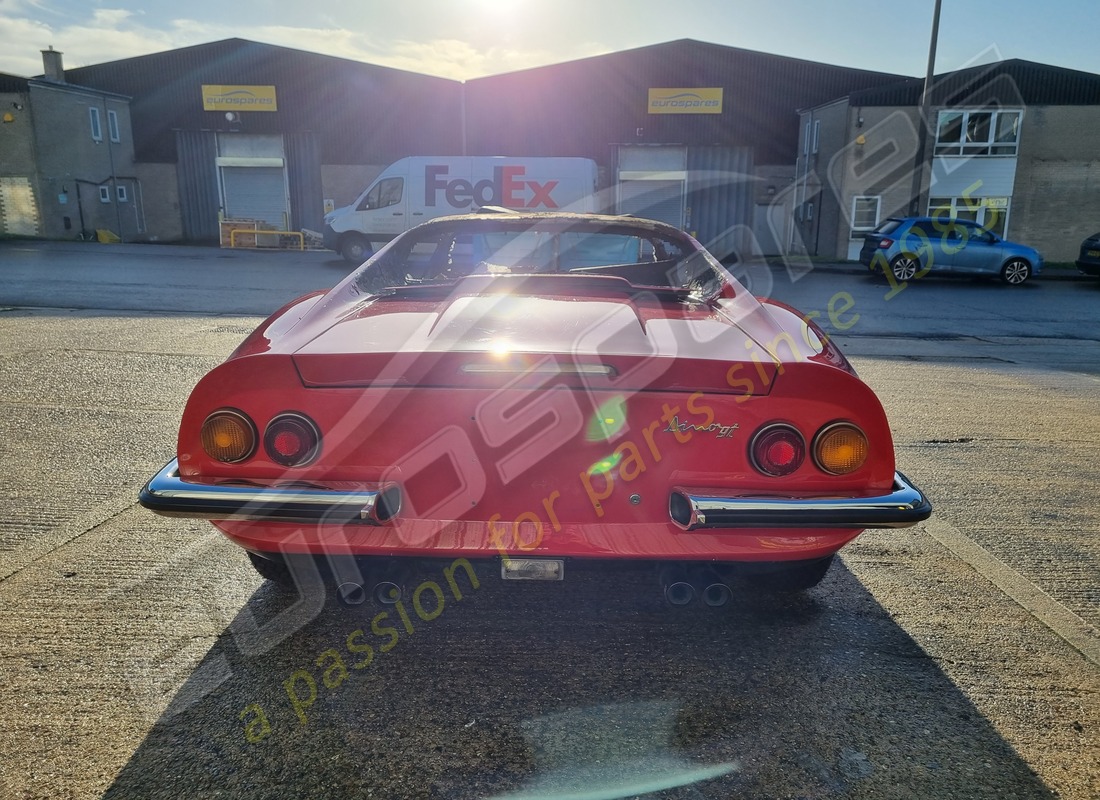 ferrari 246 dino (1975) con 58,145 miles, in preparazione per lo smantellamento di #4