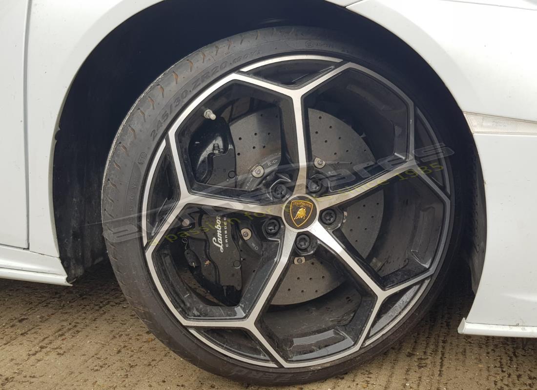 lamborghini evo coupe (2020) con 5,552 miles, in preparazione per lo smantellamento di #13