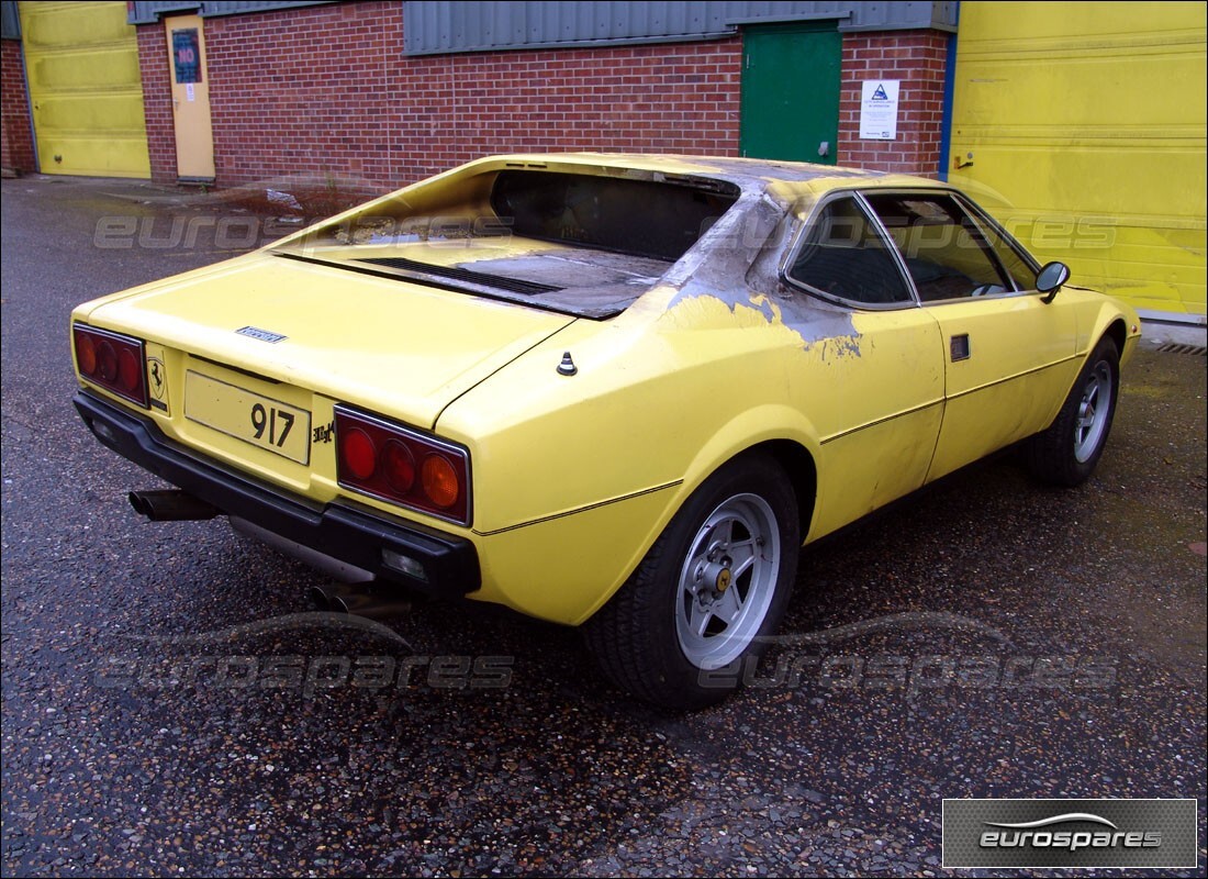 ferrari 308 gt4 dino (1976) con 26,000 miles, in preparazione per lo smantellamento di #2