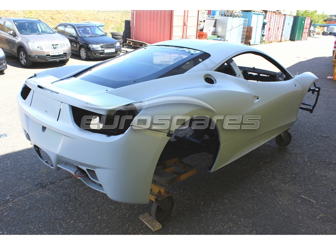 ferrari 458 challenge con sconosciuto, in preparazione per lo smantellamento di #5