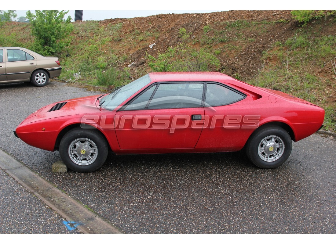 ferrari 308 gt4 dino (1976) con 4,173 chilometri, in preparazione per lo smantellamento #2