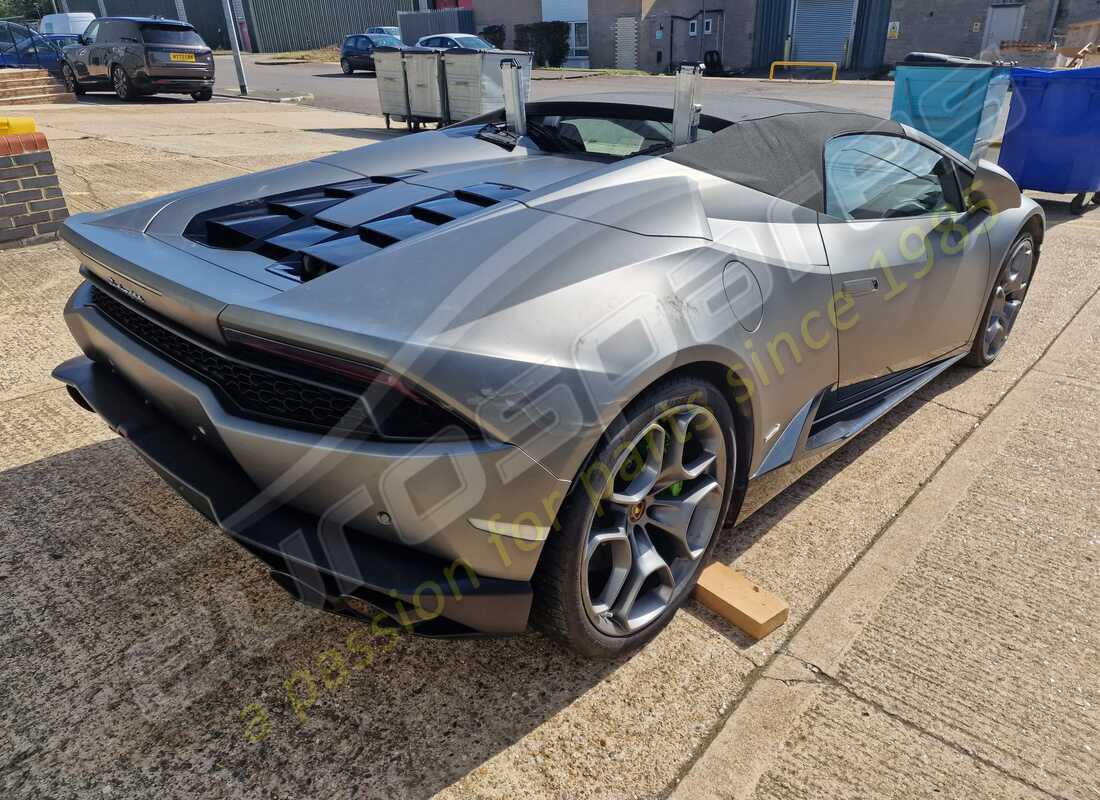 lamborghini 2017 (lp610-4 spyder) con 21,701 chilometri, in preparazione per lo smantellamento #5