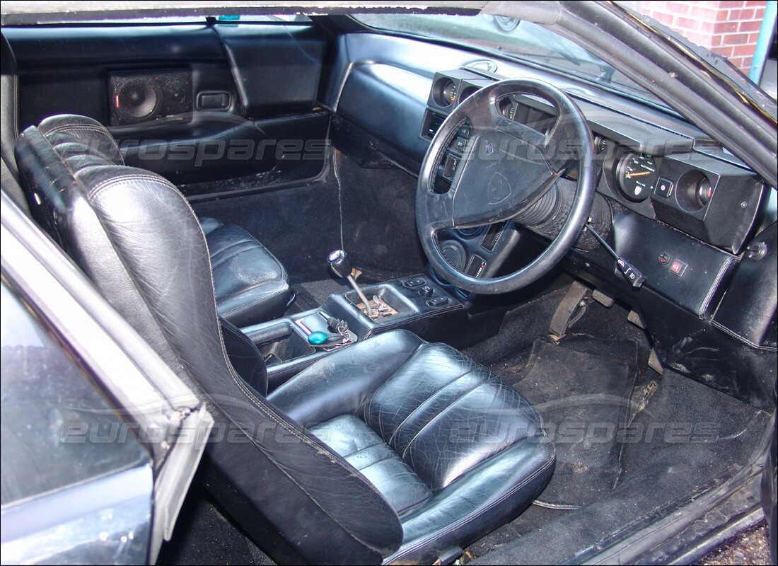 lamborghini jalpa 3.5 (1984) con 44,773 chilometri, in preparazione per lo smantellamento #7