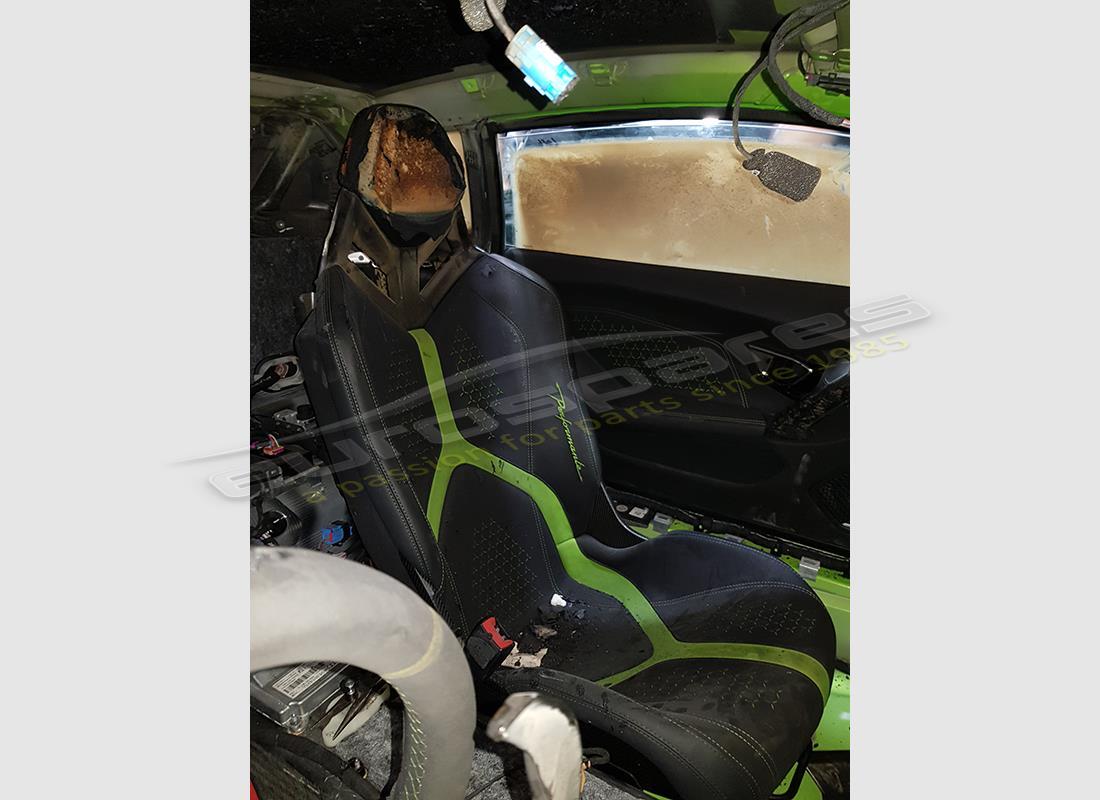 lamborghini 2018 (performante coupe) con 6,976 miles, in preparazione per lo smantellamento di #11