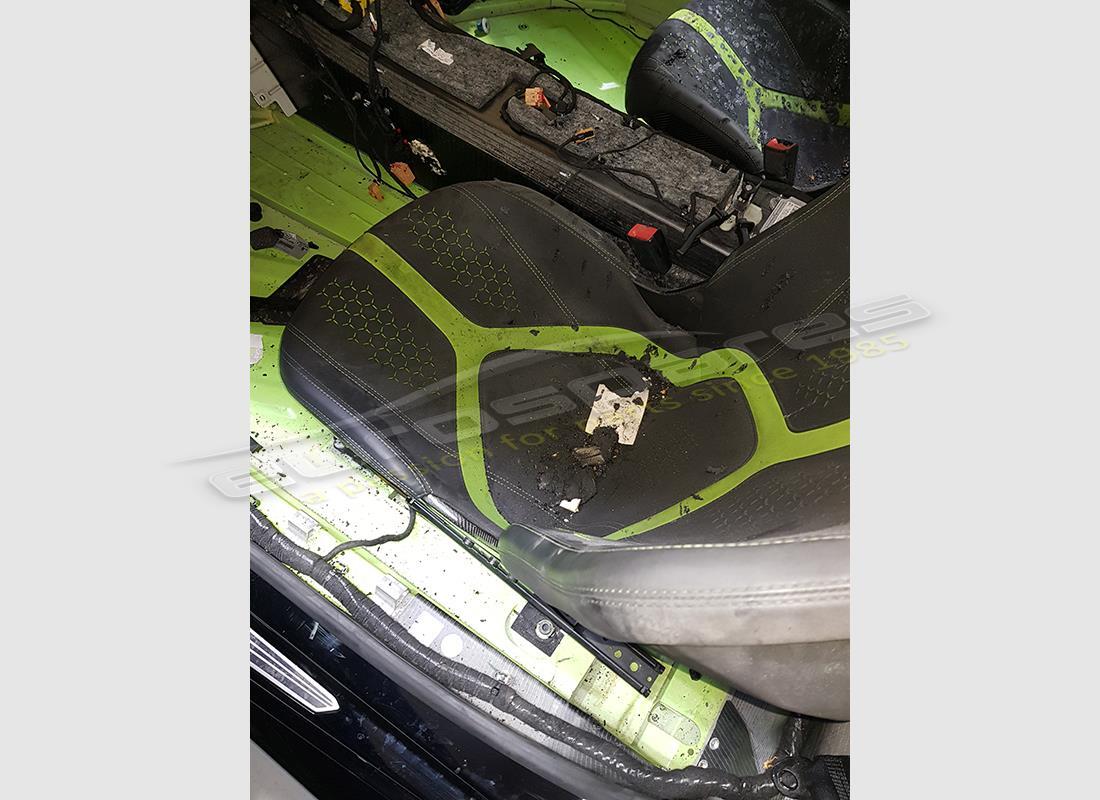 lamborghini 2018 (performante coupe) con 6,976 miles, in preparazione per lo smantellamento di #12