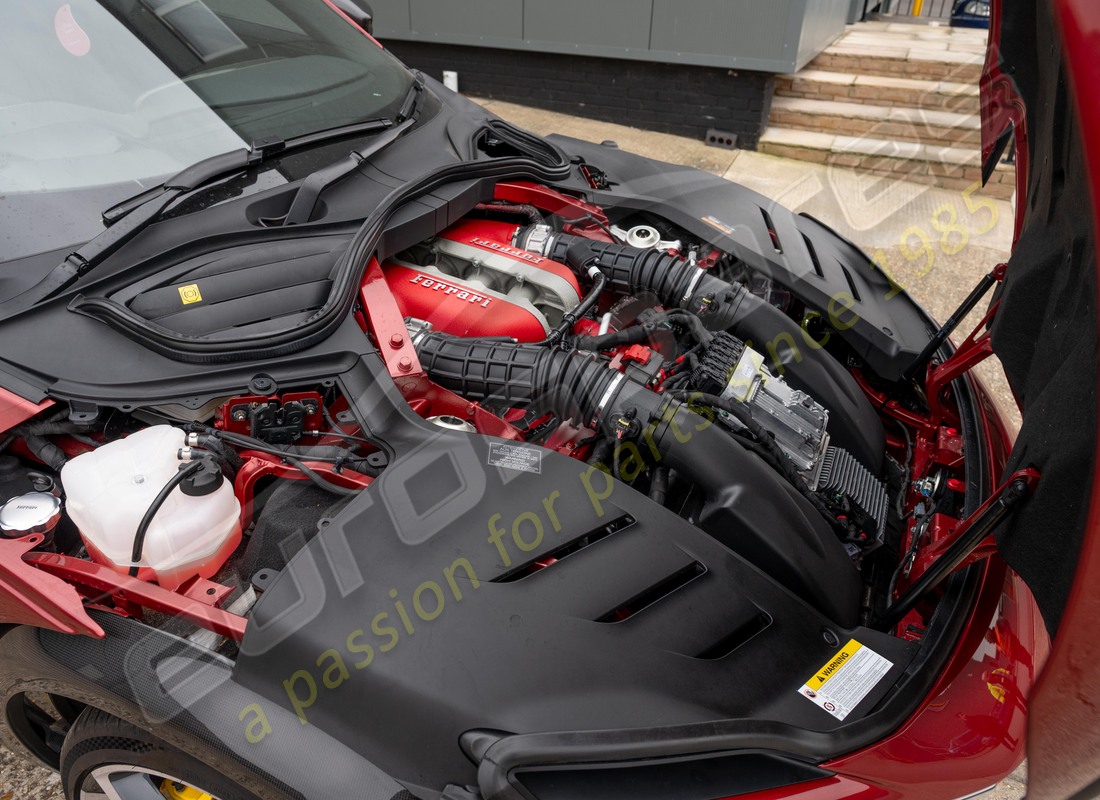ferrari purosangue con 1454 miglia, in preparazione per lo smantellamento di #22