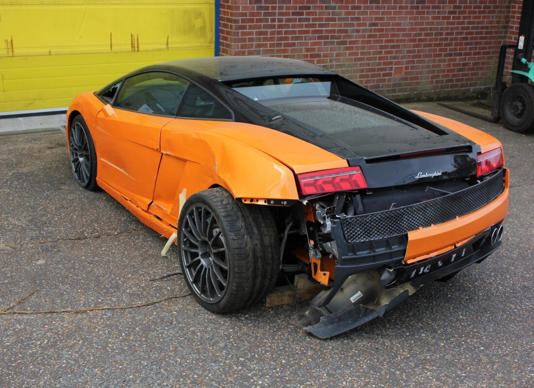 lamborghini lp560-4 coupe (2011) con 15,249 miles, in preparazione per lo smantellamento di #3