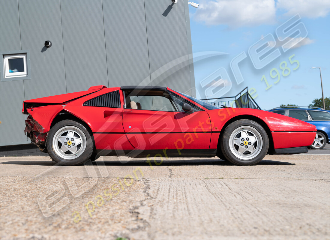 ferrari 328 (1988) in preparazione per lo smantellamento #6