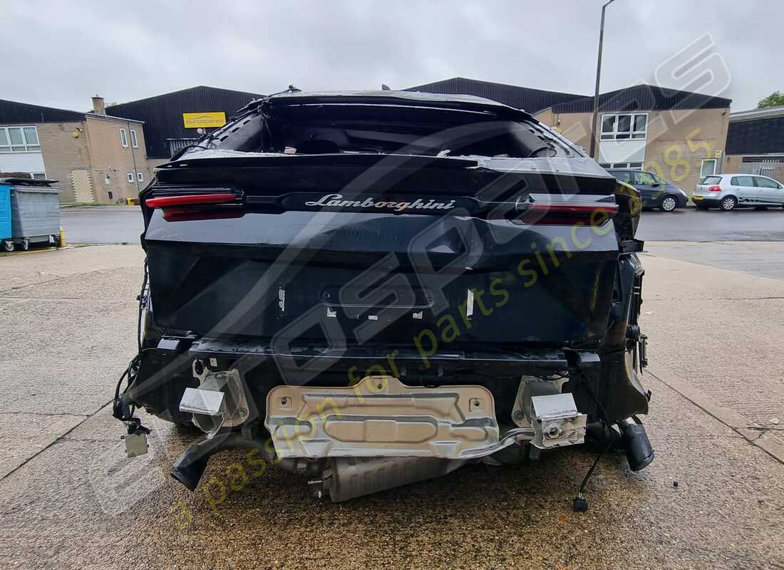 lamborghini urus (2020) con 7,343 miles, in preparazione per lo smantellamento di #4