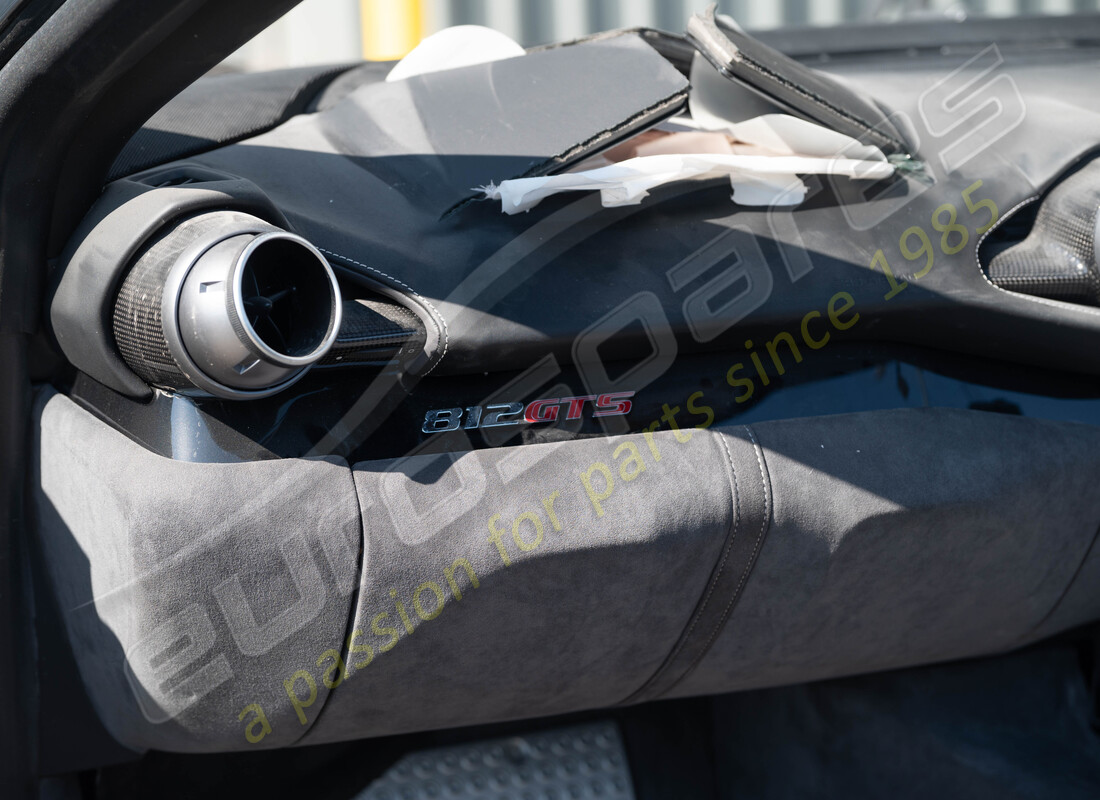 ferrari 812 gts con 620 miglia, in preparazione per lo smantellamento di #15