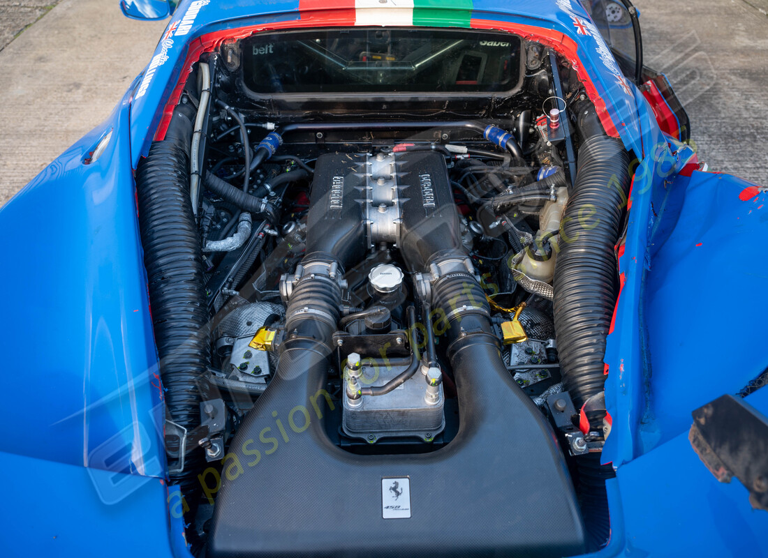 ferrari 458 challenge con 28080 kms, in preparazione per lo smantellamento di #13