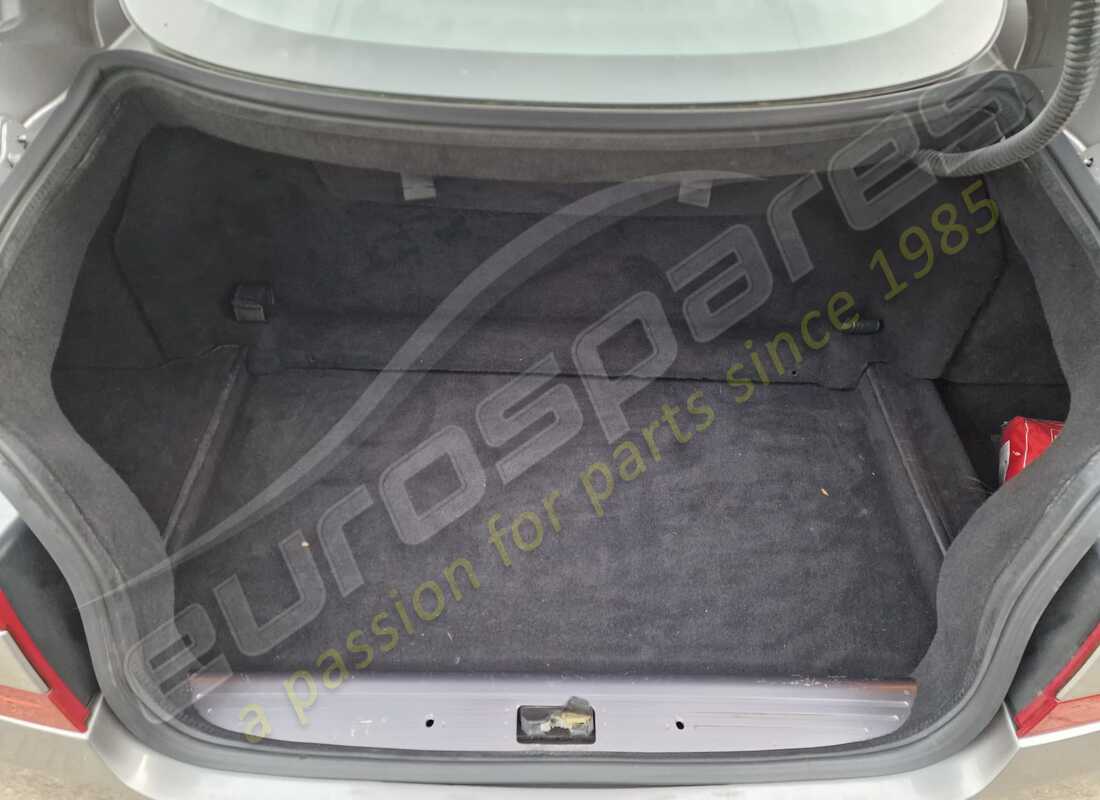 aston martin db9 (2007) con 102,483 miles, in preparazione per lo smantellamento di #18