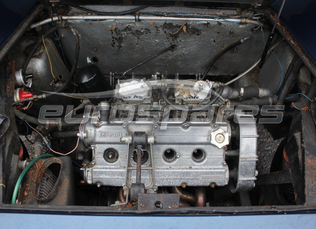 ferrari 308 gt4 dino (1979) con 37,003 miles, in preparazione per lo smantellamento di #9