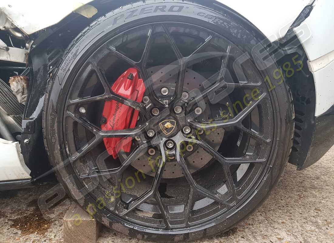 lamborghini 2020 (evo coupe) con 5,415 miles, in preparazione per lo smantellamento di #18