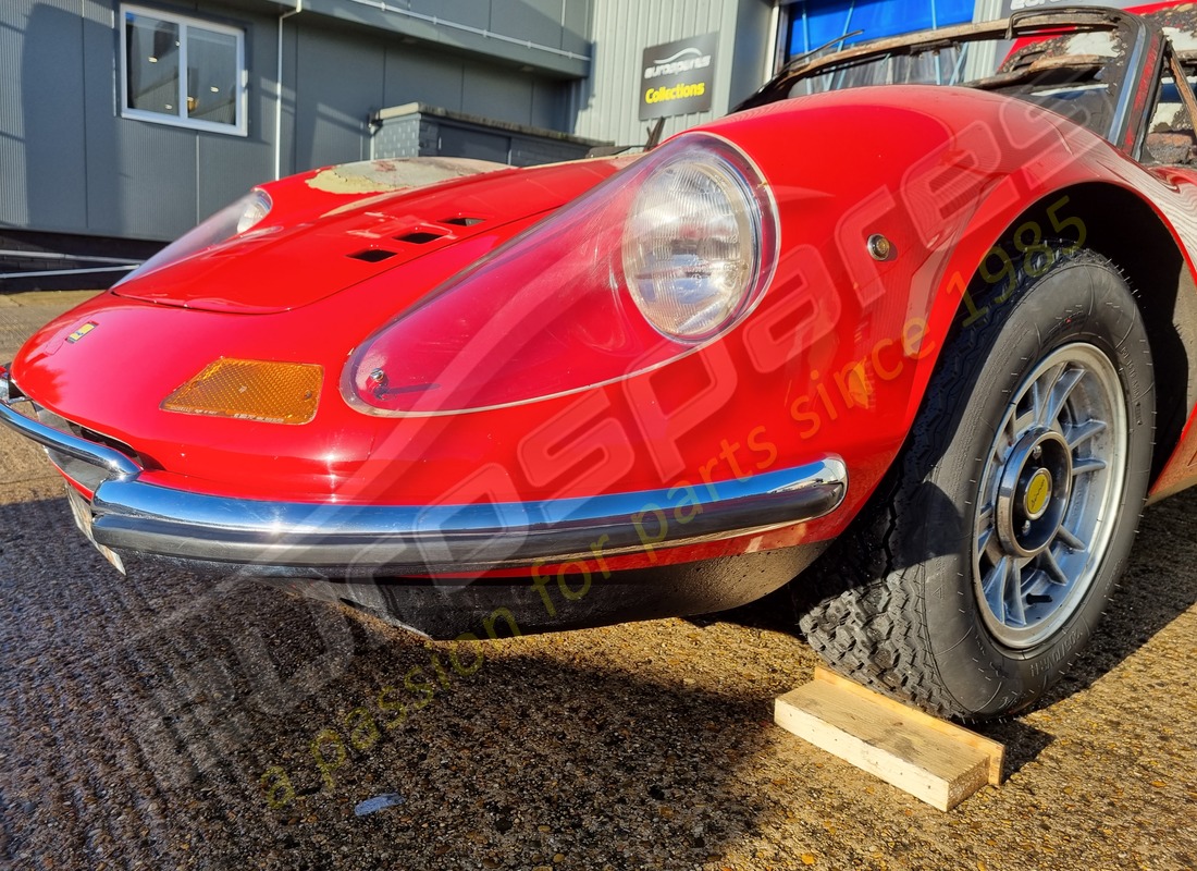 ferrari 246 dino (1975) con 58,145 miles, in preparazione per lo smantellamento di #16