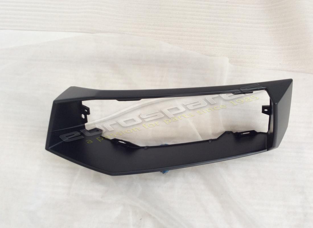 NUOVO LAMBORGHINI RIVESTIMENTO POSTERIORE DESTRO, STD. NUMERO PARTE 470807834 (1) nuovo lamborghini rivestimento posteriore destro, std. numero parte 470807834 (1)