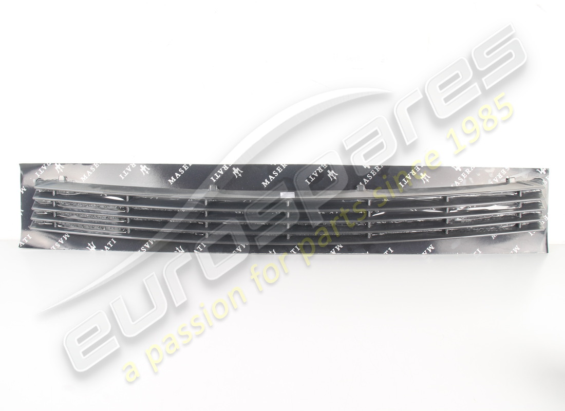 NUOVA MASERATI GRIGLIA PARAURTI ANTERIORE. NUMERO PARTE 366300346 (1) nuova maserati griglia paraurti anteriore. numero parte 366300346 (1)