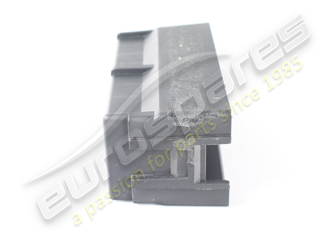 NUOVO COPERCHIO FUSIBILE FERRARI. NUMERO PARTE 70001621 (2) nuovo coperchio fusibile ferrari. numero parte 70001621 (2)