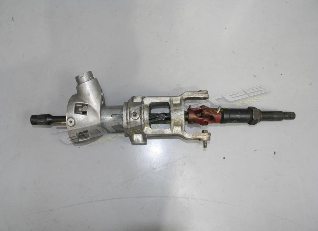 USATO Ferrari COPERCHIO PIANTONE STERZO INFERIORE. NUMERO PARTE 116488 (1)