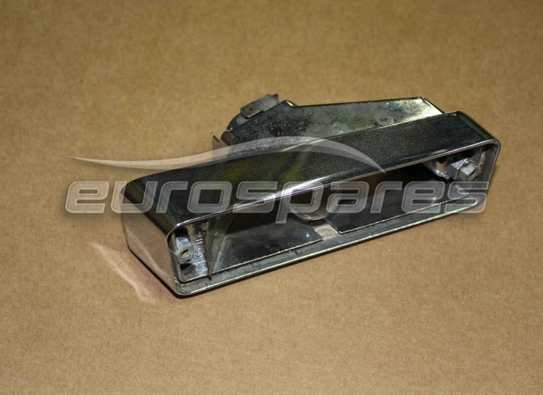 usato lamborghini carcassa fanalino. numero parte 006743120 (1)
