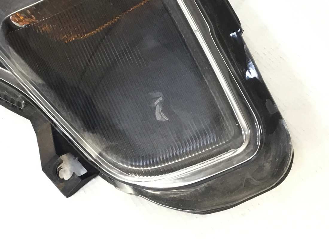 faro destro ferrari usato numero parte 198498 (4)