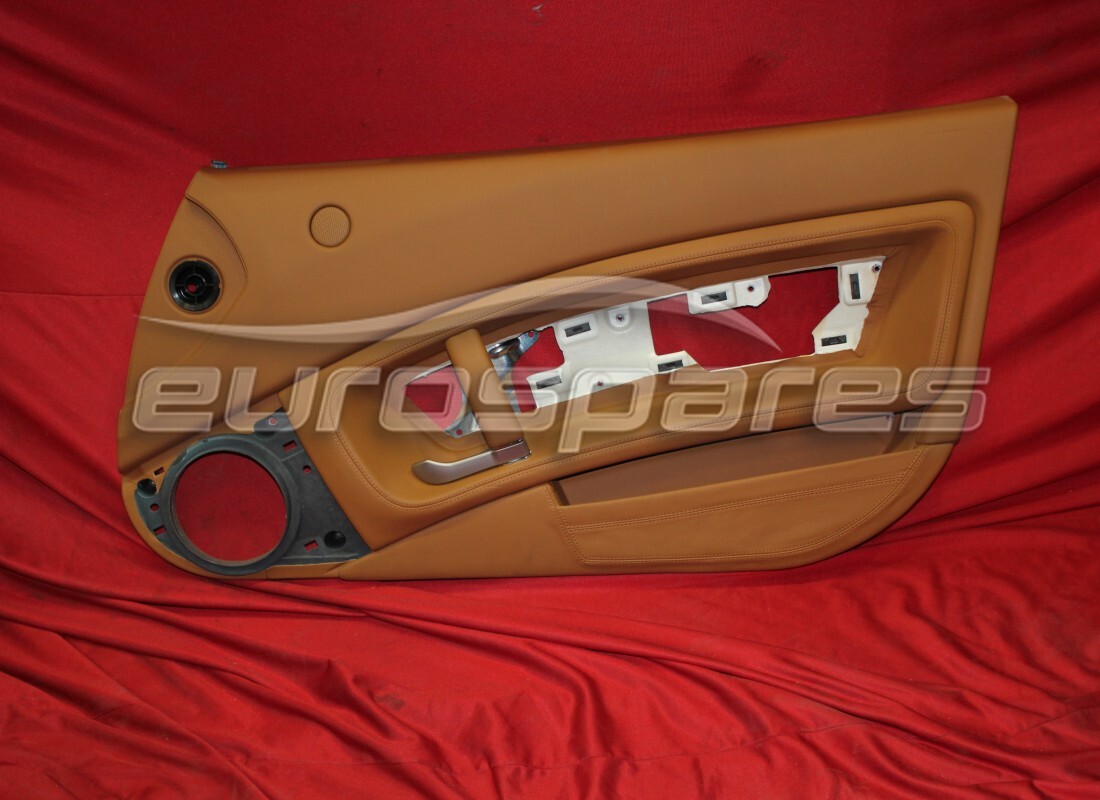 USATA Ferrari MODANATURA COMPLETA DEL PANNELLO DELLA PORTIERA DESTRA. NUMERO PARTE 82923905 (1)