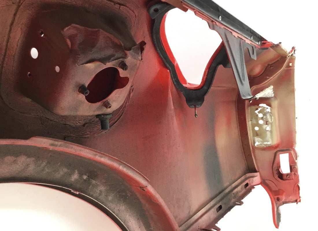 parafango posteriore sx completo ferrari usato. numero parte 68385311 (8)
