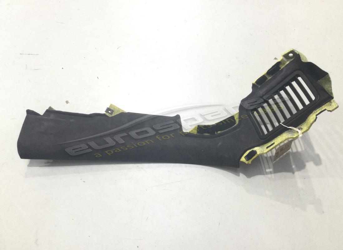 USATO Ferrari RIVESTIMENTO CANALINA SX ALC . NUMERO PARTE 88049212 (1)