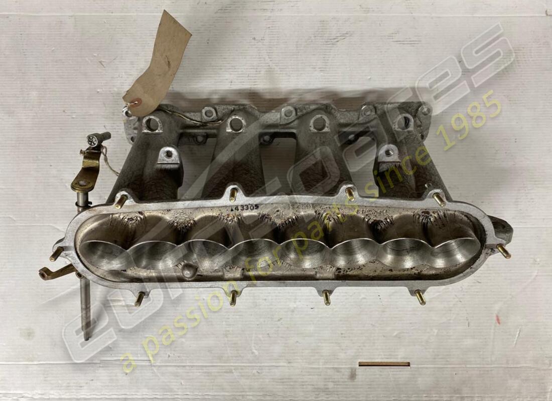 usato ferrari collettore aspirazione sx completo. numero parte 149504 (2)