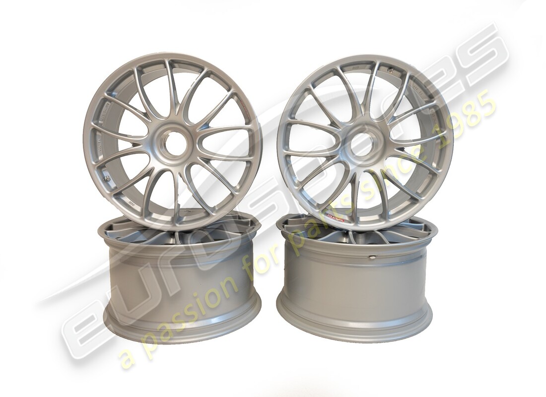 nuovo set ferrari ruote. numero parte fwhe020 (1)