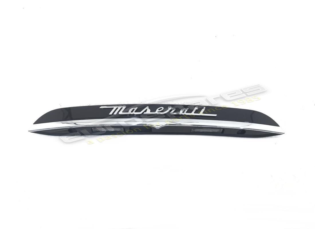 nuovo maserati mostrina est.baule nero. numero parte 670017260 (1)