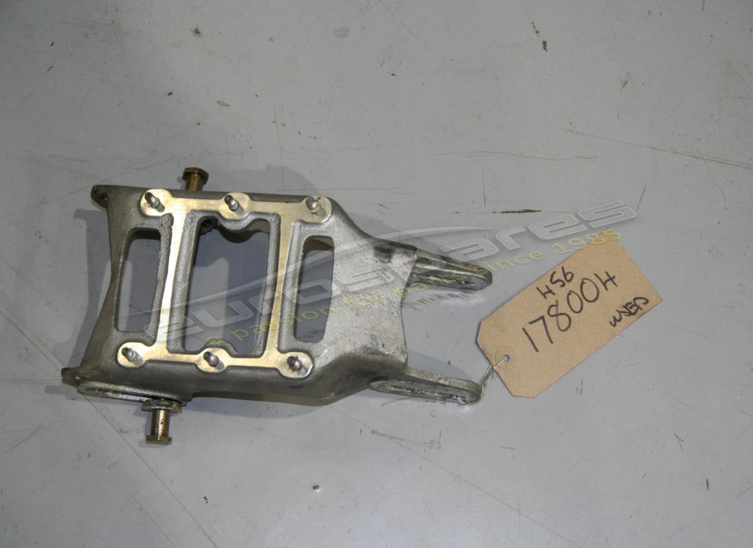usata ferrari staffa di supporto colonna. numero parte 178004 (1)