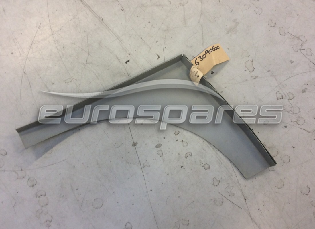 nuovo ferrari passaruota posteriore destro lato anteriore. numero parte 63090600 (1)