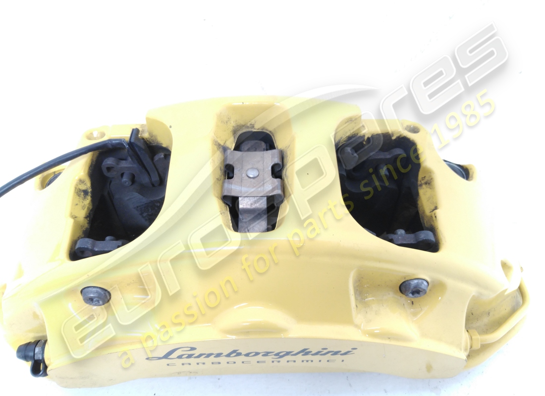 pinza anteriore ccb lamborghini usata. numero parte 470615105q (2)