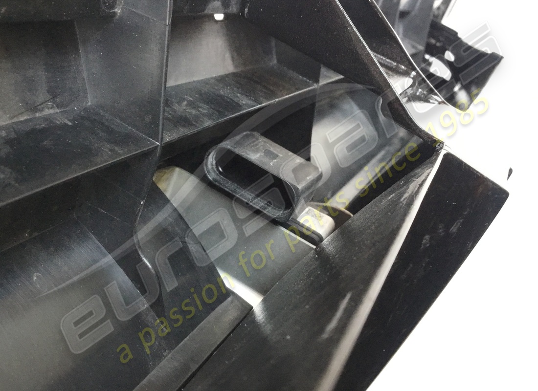 nuovo (altro) lamborghini spoiler anteriore. numero parte 4t0807059g (2)