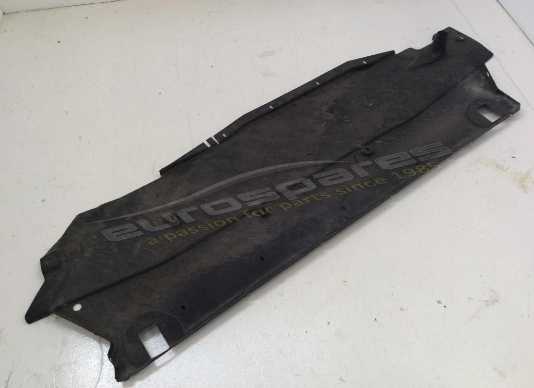 USATO Ferrari BOT AEREODINAMICO CENTRALE SX . NUMERO PARTE 64678900 (1)