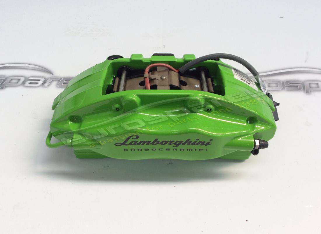 nuova pinza posteriore lamborghini in verde. numero parte 4t0615405cg (1)
