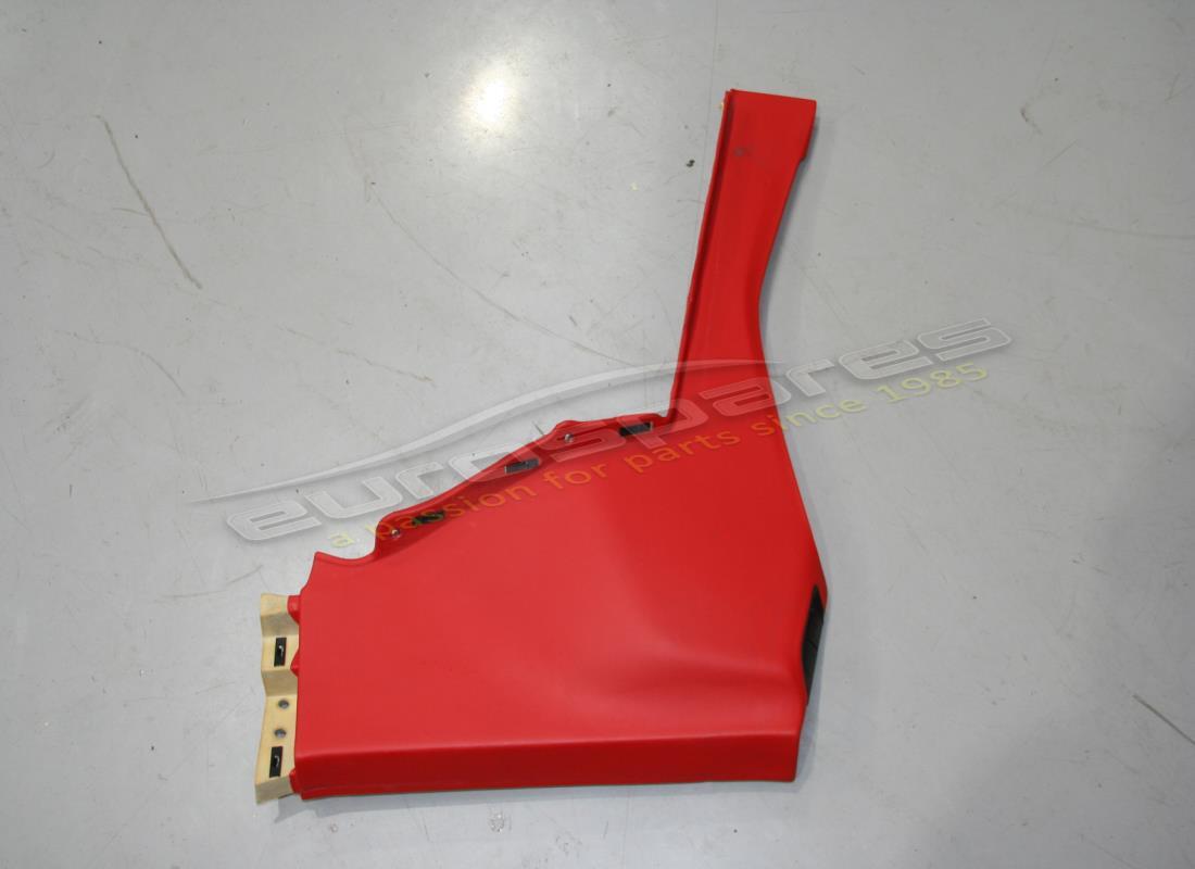 usato ferrari rivestimento pilastro centrale inferiore sinistro. numero parte 858099.. (1)