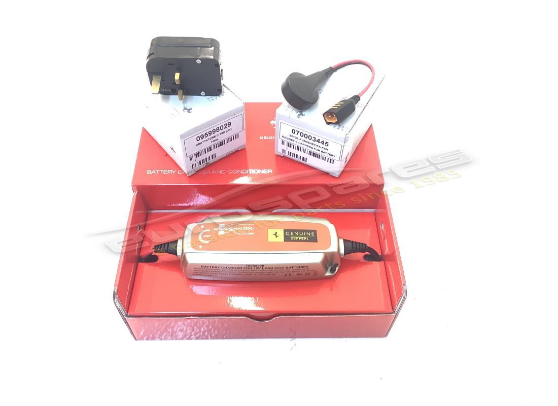 nuovo ferrari kit caricabatteria/condizionatore (spina uk). numero parte 70003485 (2)