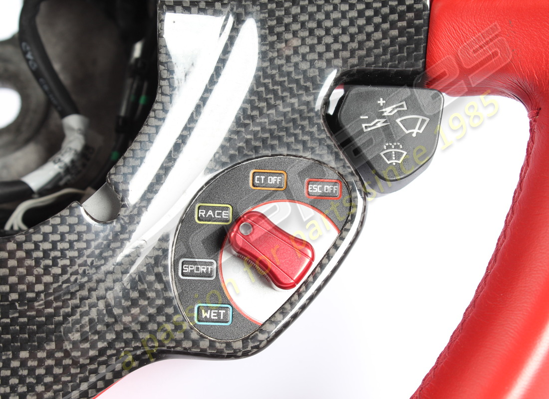 volante completo usato ferrari - nero [black]. numero parte 87233700 (3)