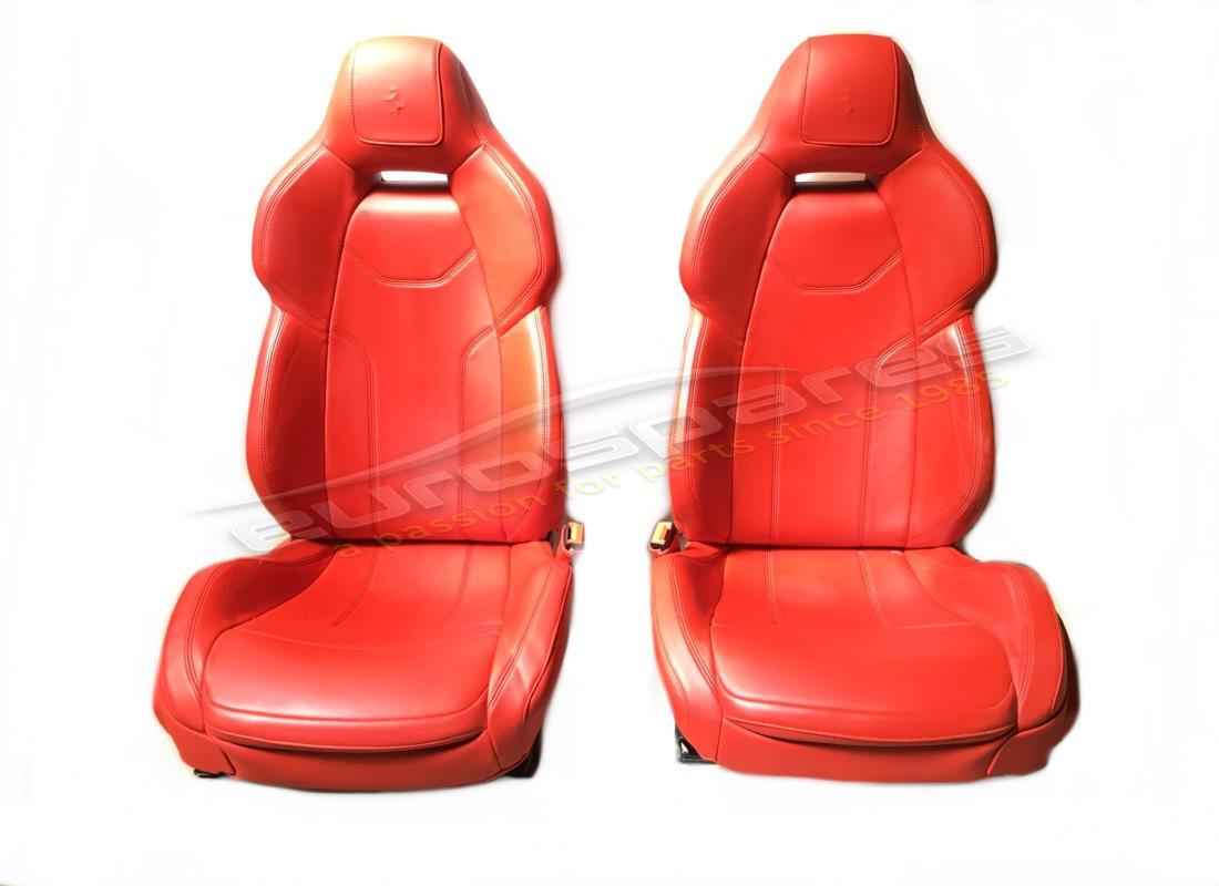 USATI Ferrari COPPIA SEDILI ROSSI STANDARD. NUMERO PARTE 83385000 (1)