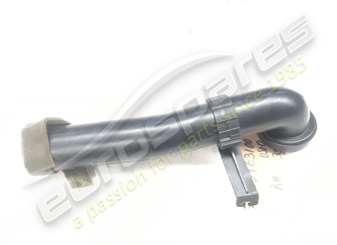 tubo di mandata aria dx usato ferrari. numero parte 63963100 (2)