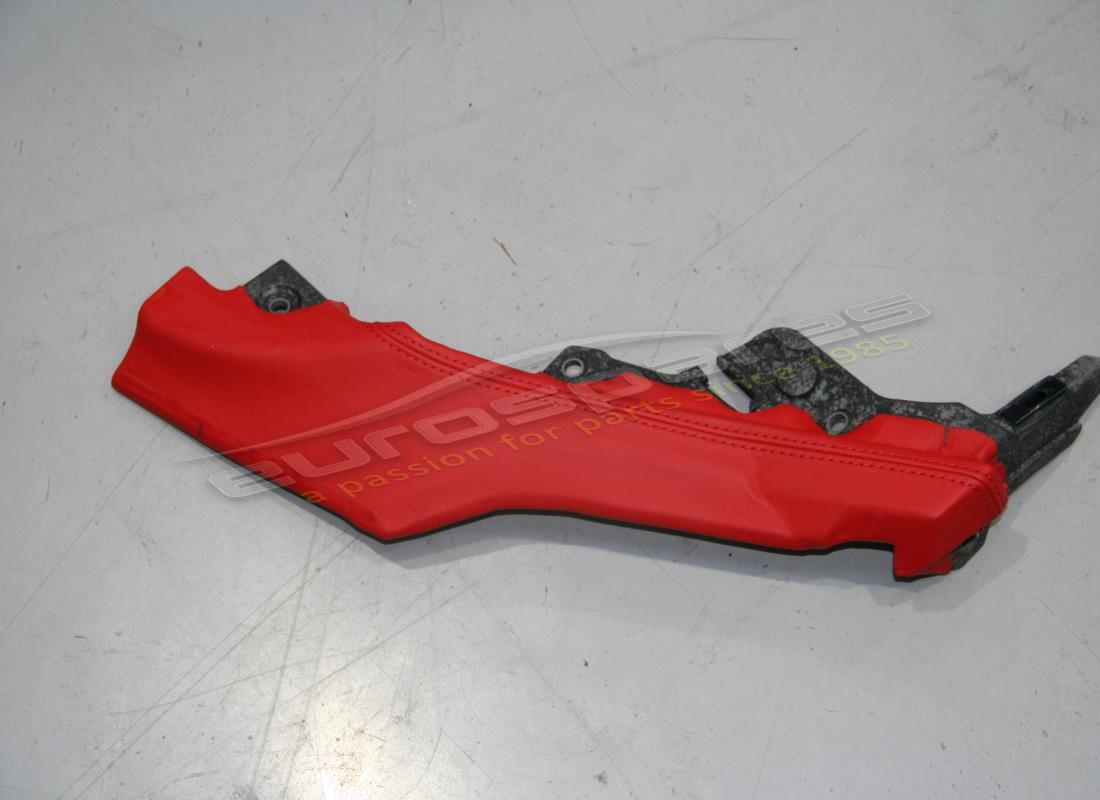 USATO Ferrari RIVESTIMENTO LATERALE SX . NUMERO PARTE 851085.. (1)