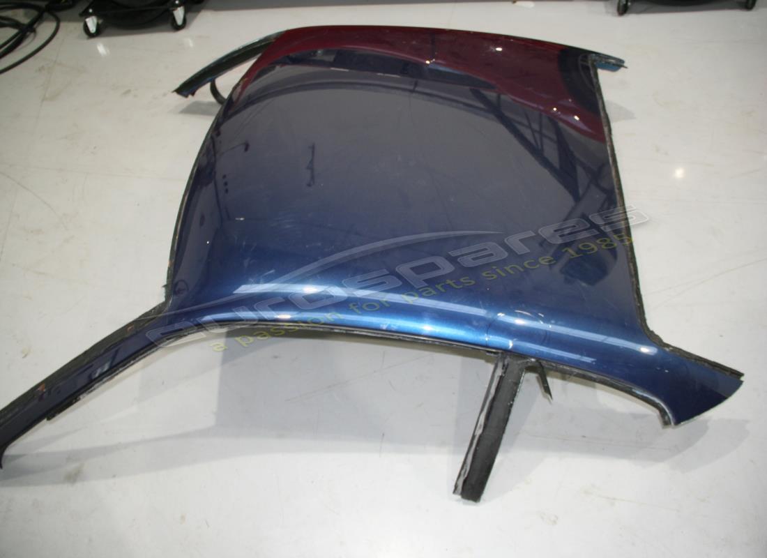 used ferrari complete roof assembly. part number 63133600 (1)